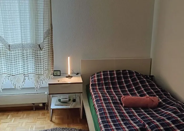 Jolie Chambre Confortable Dans Un Appartement